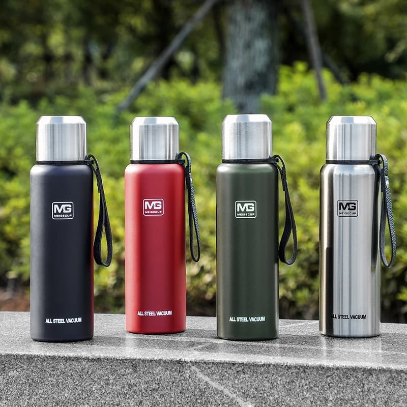 UPORS Large Capacity Stainless Steel Thermos Portable Vacuum Flask Insulated Tumbler with Rope Thermo Bottle 500/700/1000/1500ml